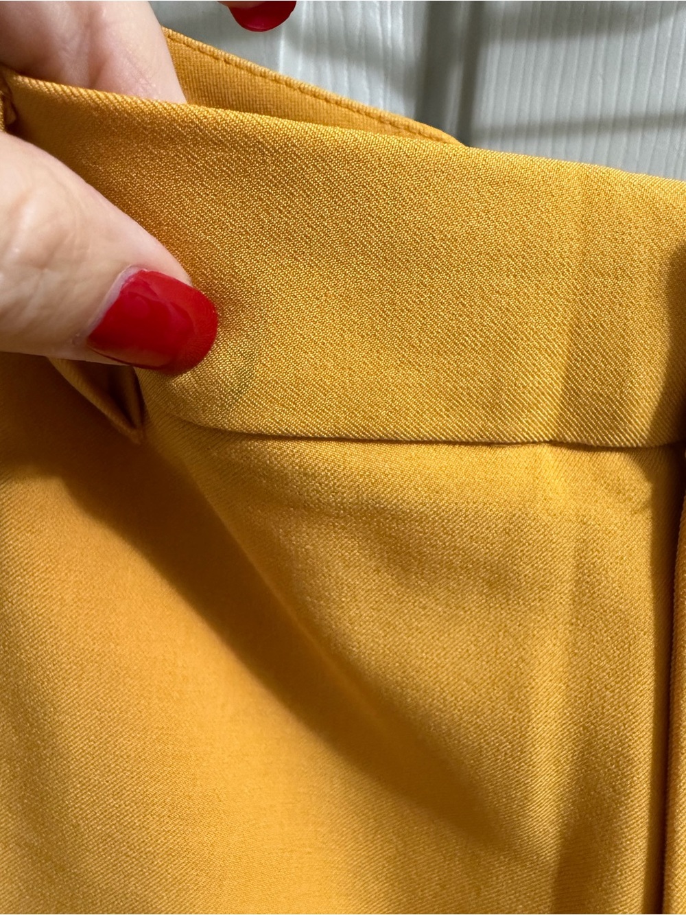 Banana Republic Women's Mustard Wide-Leg Pants & Blouse Set 4 Small - Picture 5 of 8